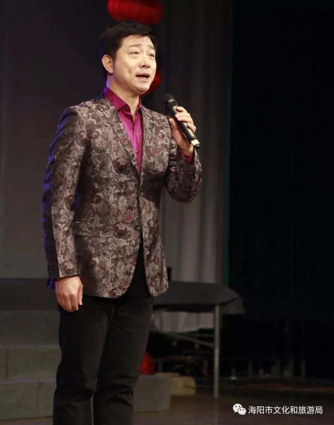 李红梅,优秀青年演员刘铮,杨杨在青年琴师王继辉以及海阳市京剧团乐队