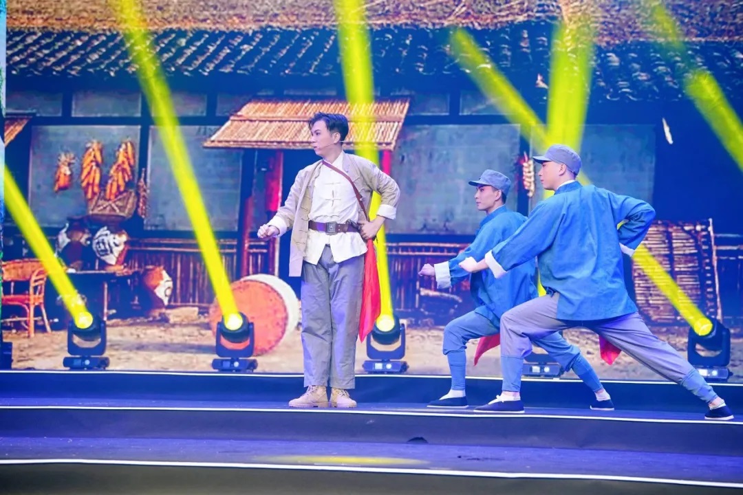 深圳京剧《东纵英雄刘黑仔》纪念抗战胜利80周年